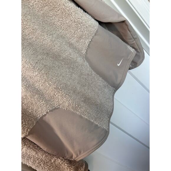 Nike Women's Sherpa Fleece Hooded Sweatshirt Pullover Training Cream Size Medium - Picture 4 of 13